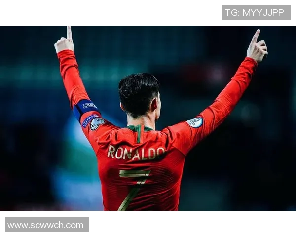 历史足球明星的传奇故事与影响力解析